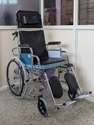 recliner wheelchair with commode
